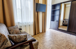 Гостевой дом Солнечная Ривьера Севастополь Улучшенный двухместный номер с 2 отдельными кроватями-4