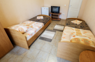 Гостевой дом Солнечная Ривьера Севастополь Двухместный номер с 2 отдельным кроватями -2